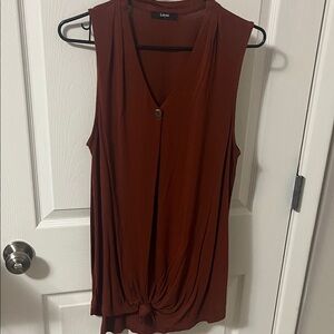 Luxe Women's Sleeveless Top in Deep Rust